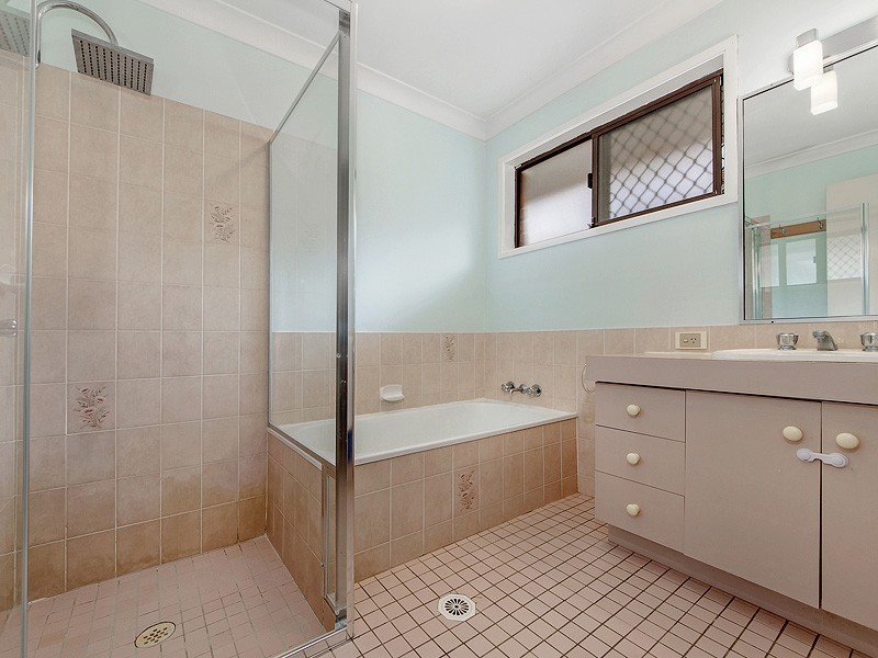 1/49 Treeview Drive, Burleigh Waters QLD 4220