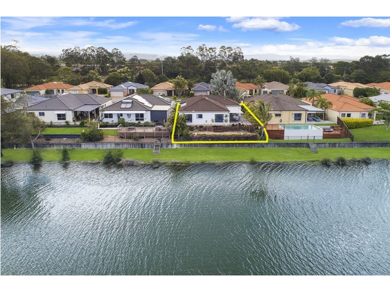 68 Harrier Drive, Burleigh Waters QLD 4220