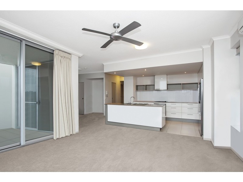 175/133 Laver Drive, Robina QLD 4226