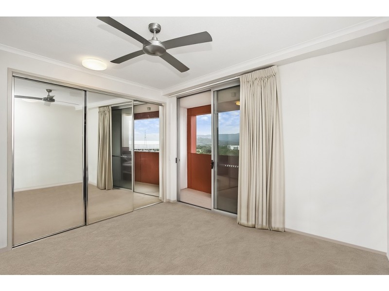 175/133 Laver Drive, Robina QLD 4226