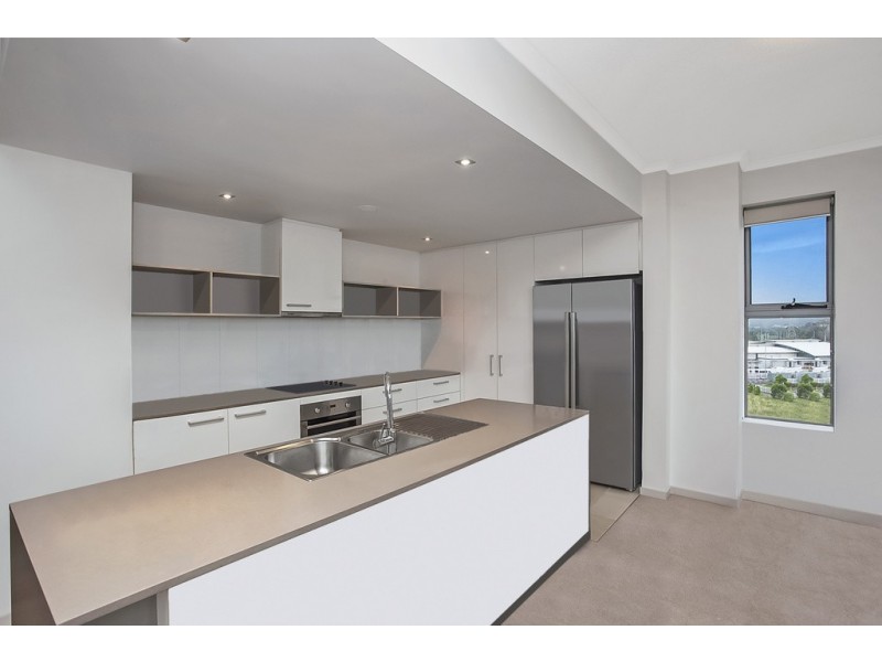 175/133 Laver Drive, Robina QLD 4226