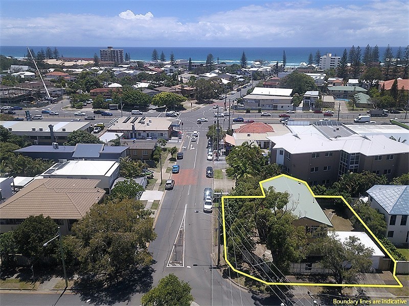 10 Dawn Parade, Miami QLD 4220