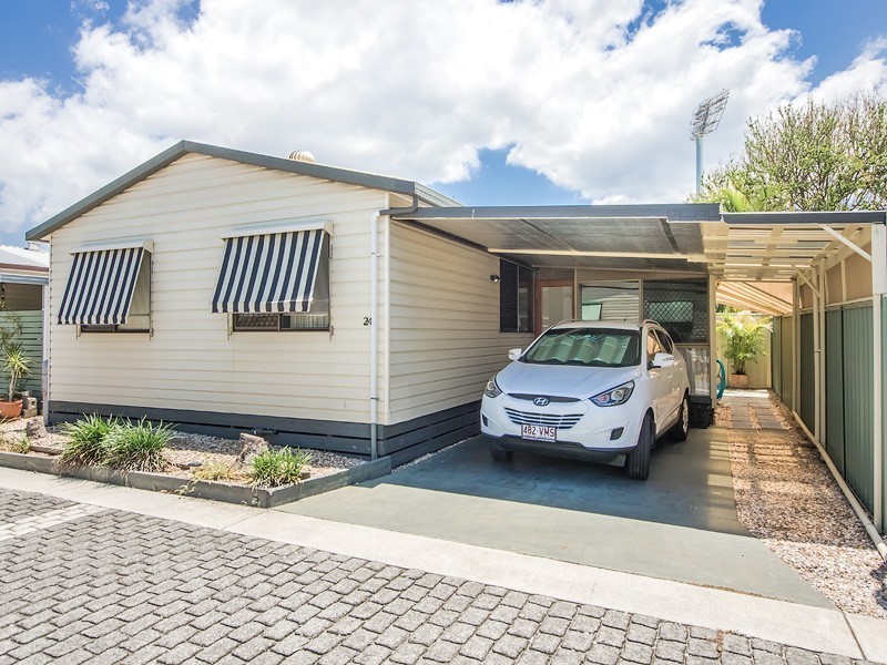 24/456 Nerang Broadbeach Road, Carrara QLD 4211