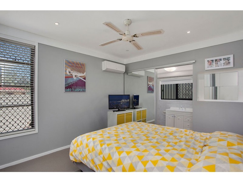 10 Pyrmont Street, Robina QLD 4226