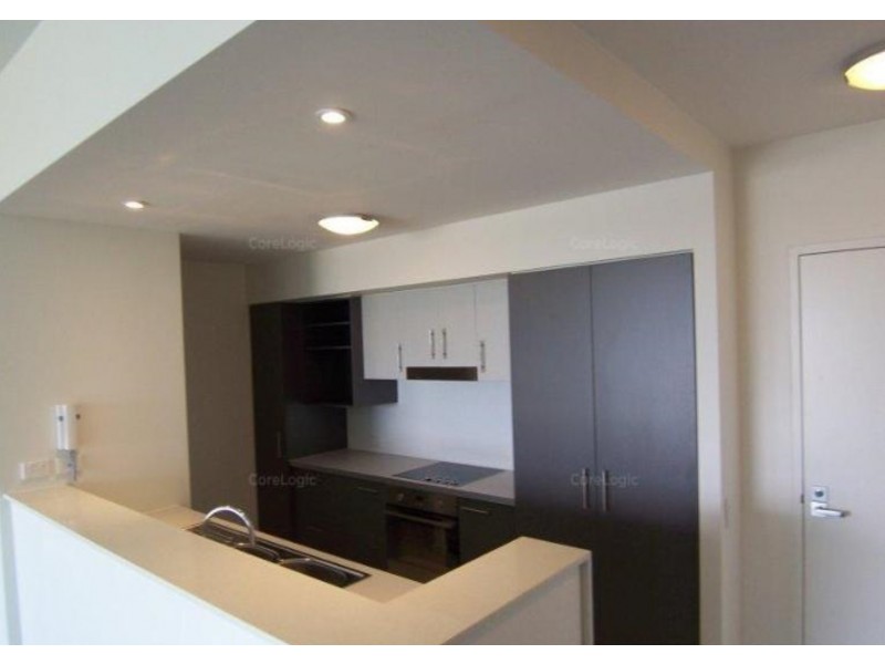 211/2-4 Riverwalk Avenue, Robina QLD 4226