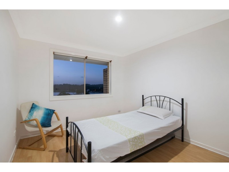 2/16 Daisy Street, Elanora QLD 4221