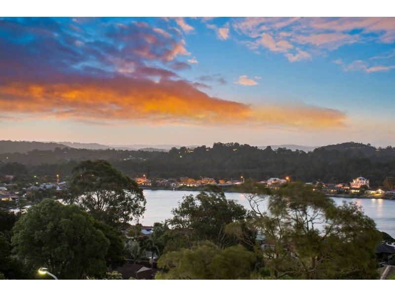 2/16 Daisy Street, Elanora QLD 4221