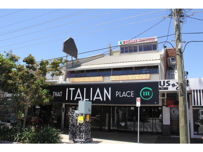 54 Thomas Drive, Chevron Island QLD 4217