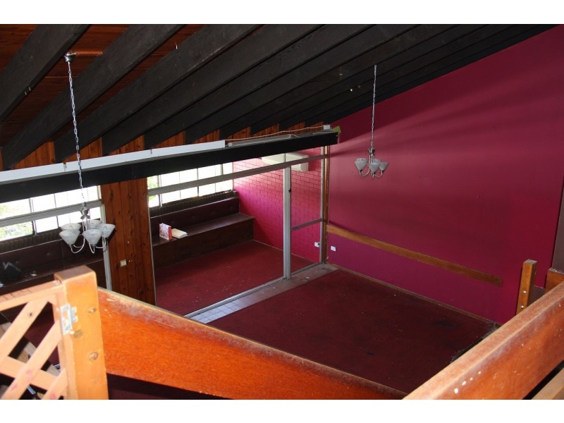 54 Thomas Drive, Chevron Island QLD 4217