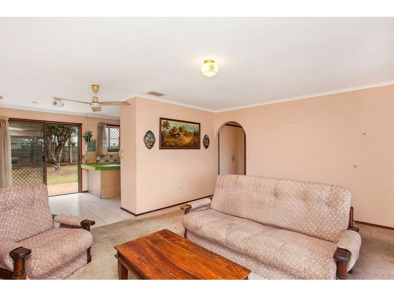 18 Joan St, Burleigh Waters QLD 4220