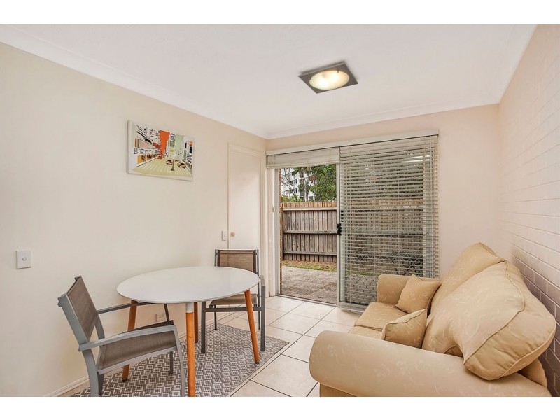 3/4-6 Snowgum Court, Burleigh Waters QLD 4220
