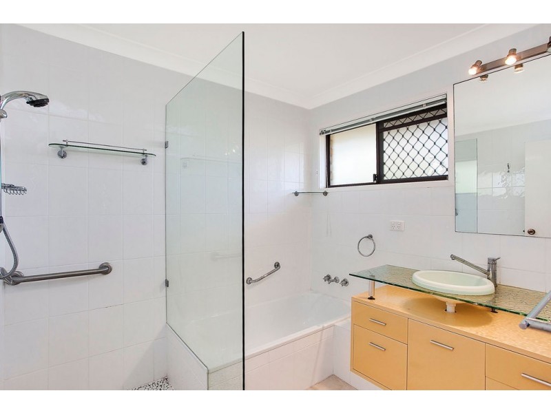 1/87 Treeview Drive, Burleigh Waters QLD 4220