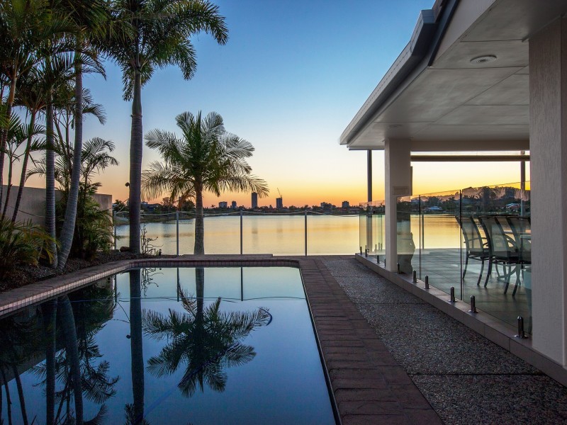 40 Harrier Dr, Burleigh Waters QLD 4220