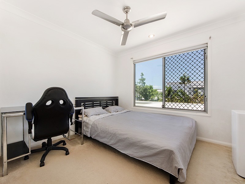 52 Barcelona Way, Burleigh Waters QLD 4220