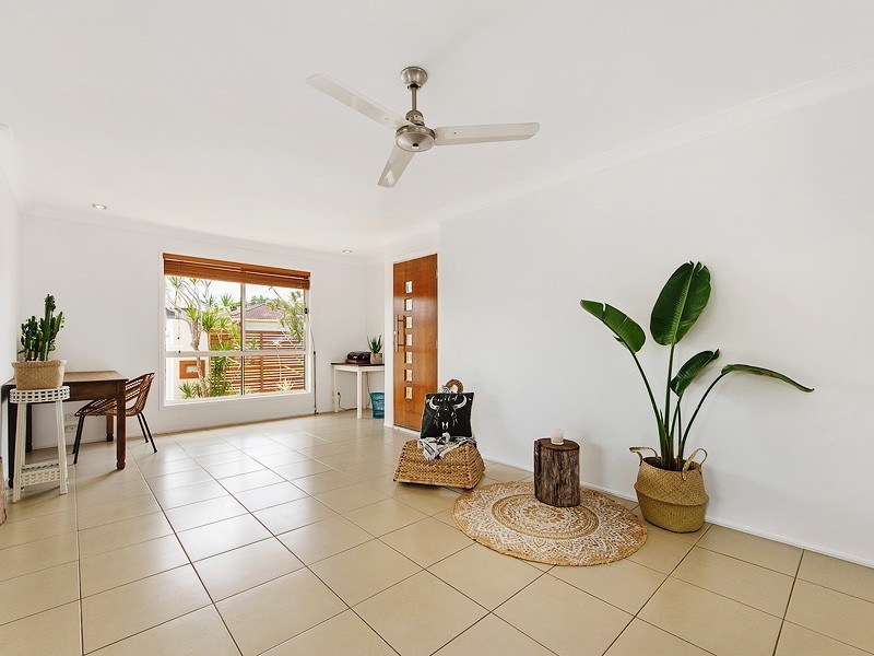 3 Mojave Drive, Burleigh Waters QLD 4220