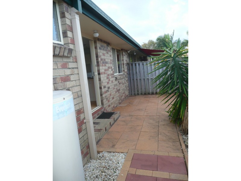 1/6 Styer Circuit, Burleigh Waters QLD 4220