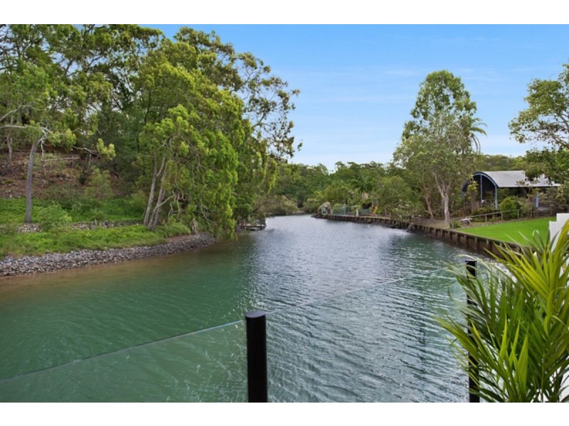 16 Elanora Drive, Burleigh Heads QLD 4220