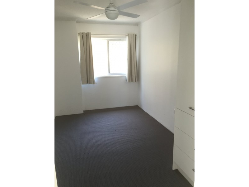 Unit 2/3 Watson Esplanade, Surfers Paradise QLD 4217
