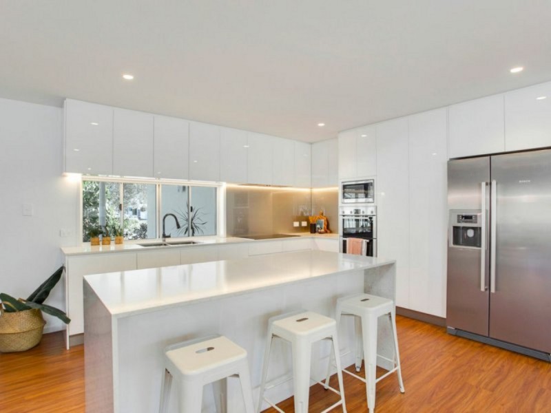 19 Pitta Place, Burleigh Waters QLD 4220
