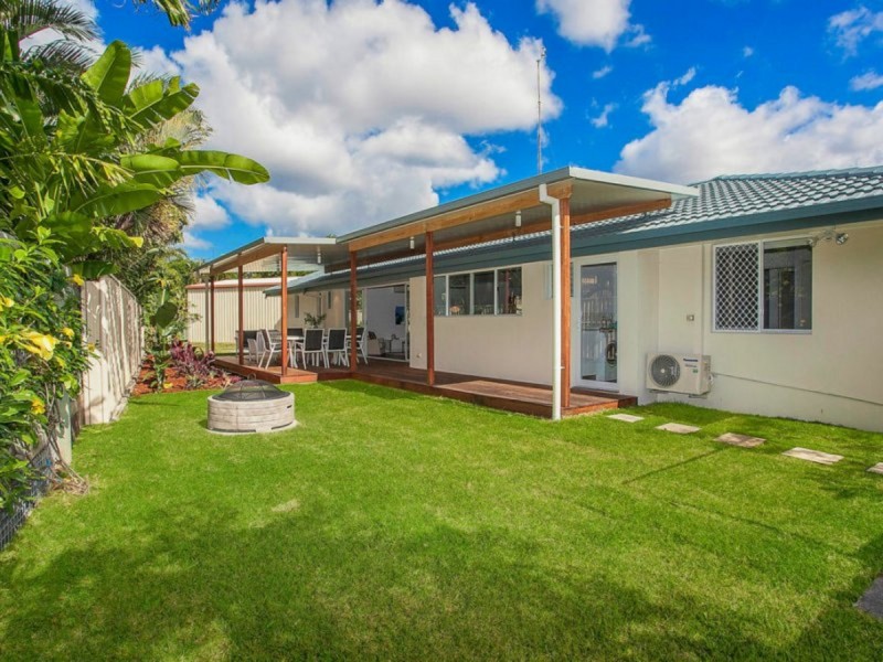 19 Pitta Place, Burleigh Waters QLD 4220