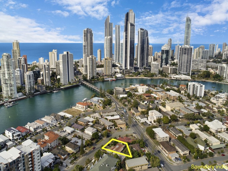 38 Darrambal Street, Chevron Island QLD 4217