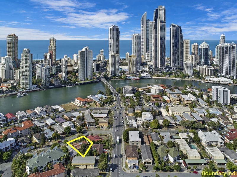 38 Darrambal Street, Chevron Island QLD 4217