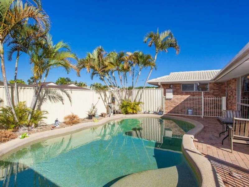 22 Nozomi Street, Burleigh Waters QLD 4220