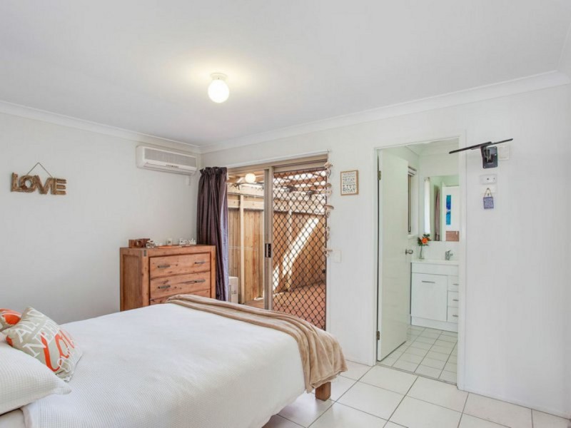 22 Nozomi Street, Burleigh Waters QLD 4220