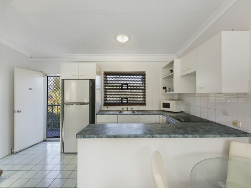 22/3 Redondo Avenue, Miami QLD 4220