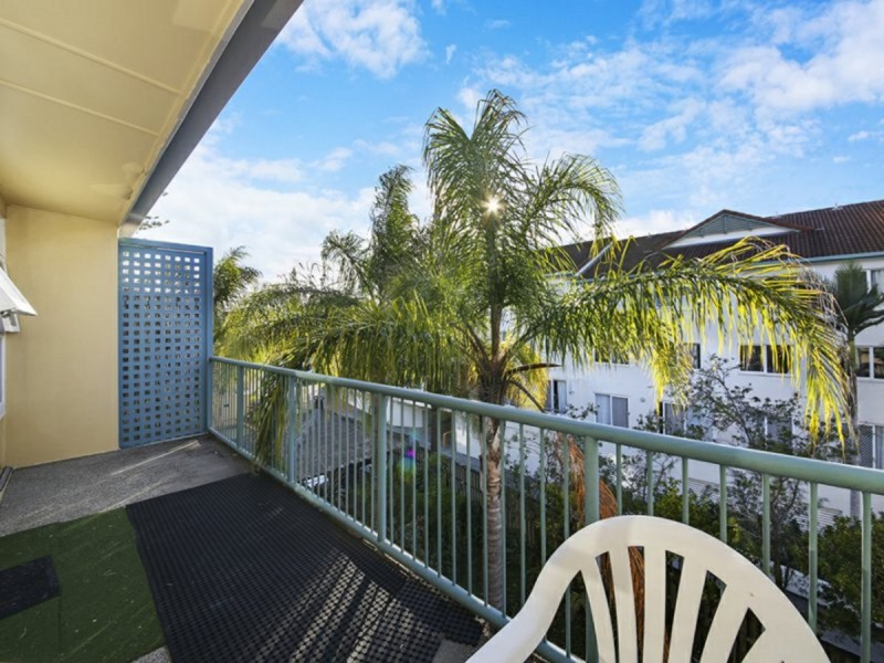 22/3 Redondo Avenue, Miami QLD 4220