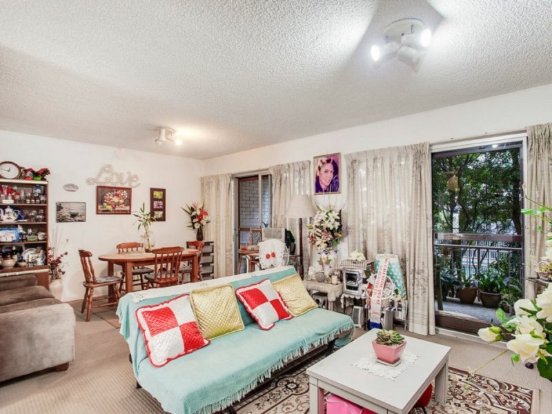 6/28 Marine Parade, Southport QLD 4215