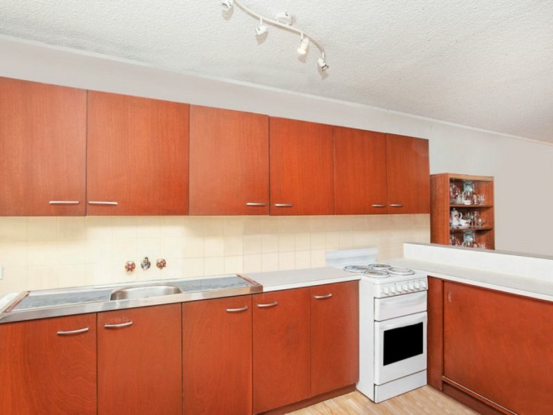 6/28 Marine Parade, Southport QLD 4215