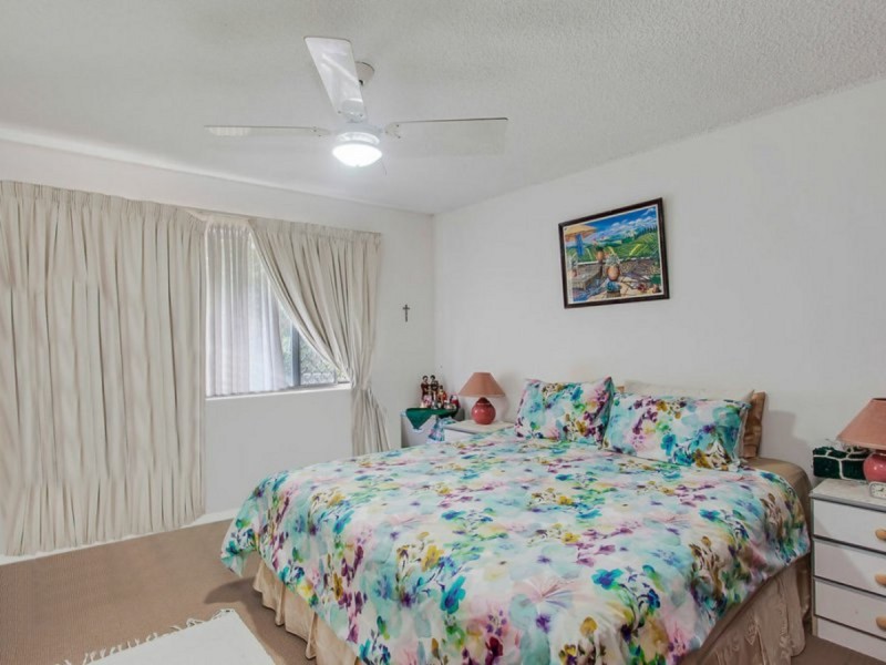 6/28 Marine Parade, Southport QLD 4215