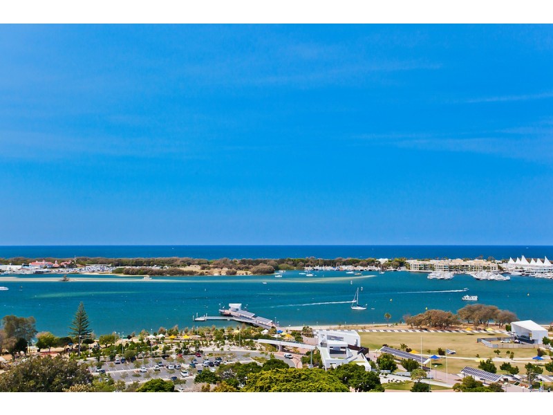 6/28 Marine Parade, Southport QLD 4215