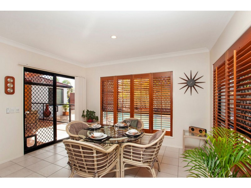 2 Islander Court, Burleigh Waters QLD 4220
