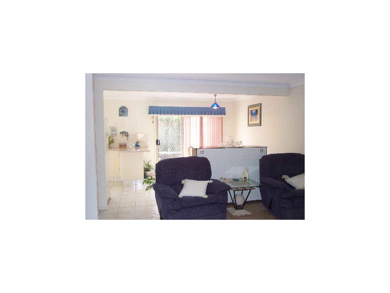 12/12 Bottlewood Court, Burleigh Waters QLD 4220
