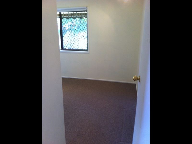 24 Grebe Place, Burleigh Waters QLD 4220