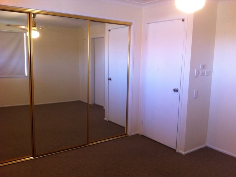 24 Grebe Place, Burleigh Waters QLD 4220