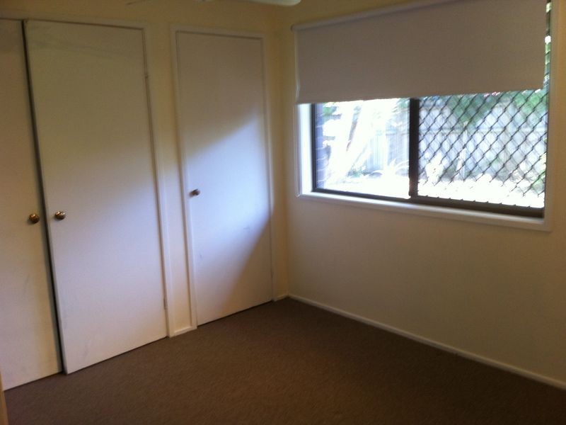 24 Grebe Place, Burleigh Waters QLD 4220