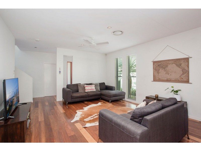 701 North Hill Drive, Robina QLD 4226