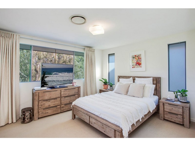 701 North Hill Drive, Robina QLD 4226