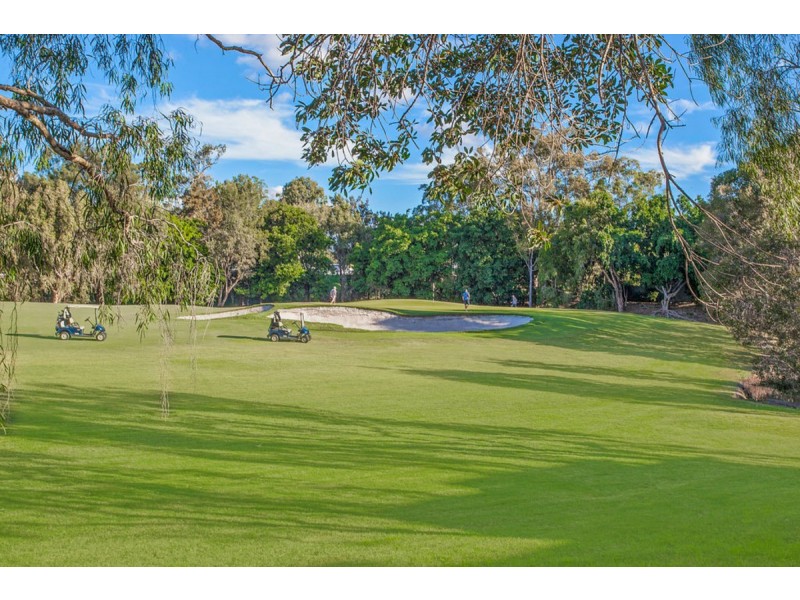701 North Hill Drive, Robina QLD 4226
