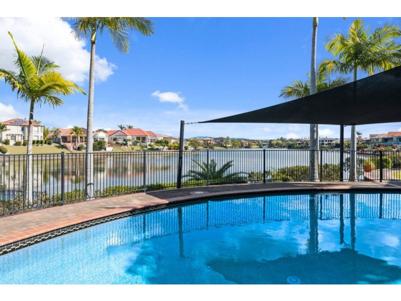 16/2-18 Beachcomber Court, Burleigh Waters QLD 4220