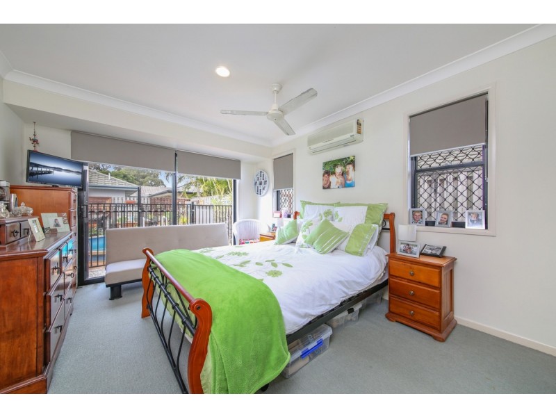 42 Seville Circuit, Burleigh Waters QLD 4220