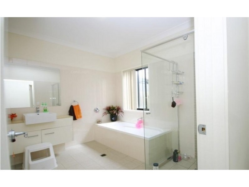 98/19 Santa Barbara Road, Hope Island QLD 4212