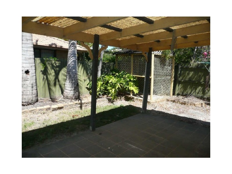 6 Triscay Place, Varsity Lakes QLD 4227