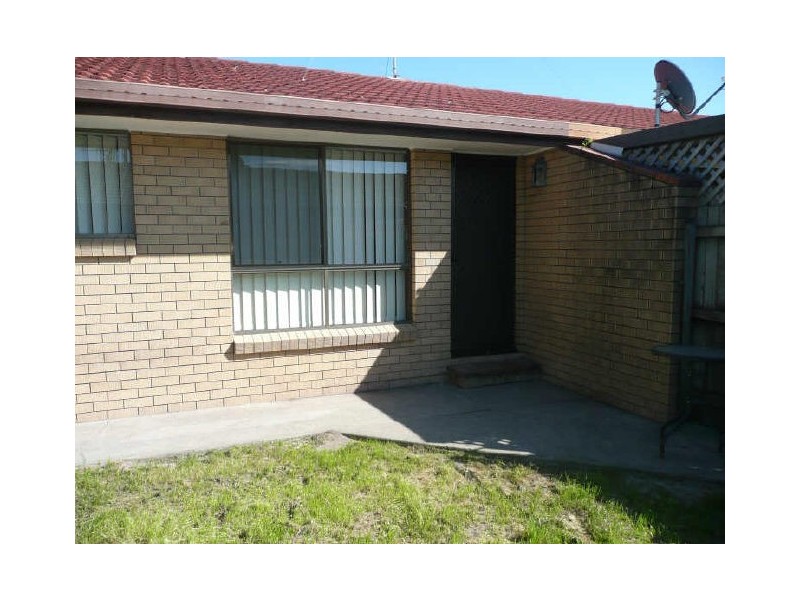 1/97 Christine Avenue, Burleigh Waters QLD 4220