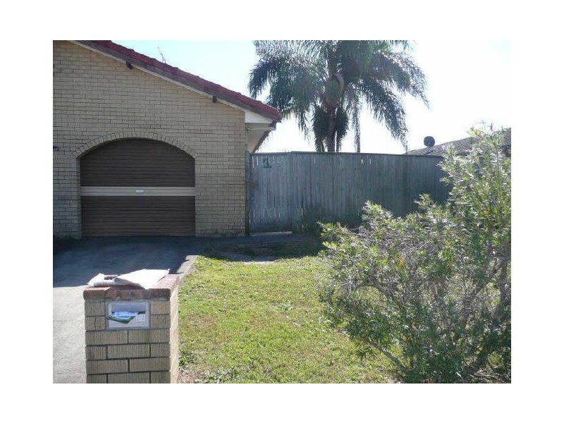 1/97 Christine Avenue, Burleigh Waters QLD 4220