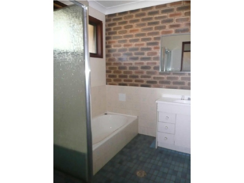 1/97 Christine Avenue, Burleigh Waters QLD 4220