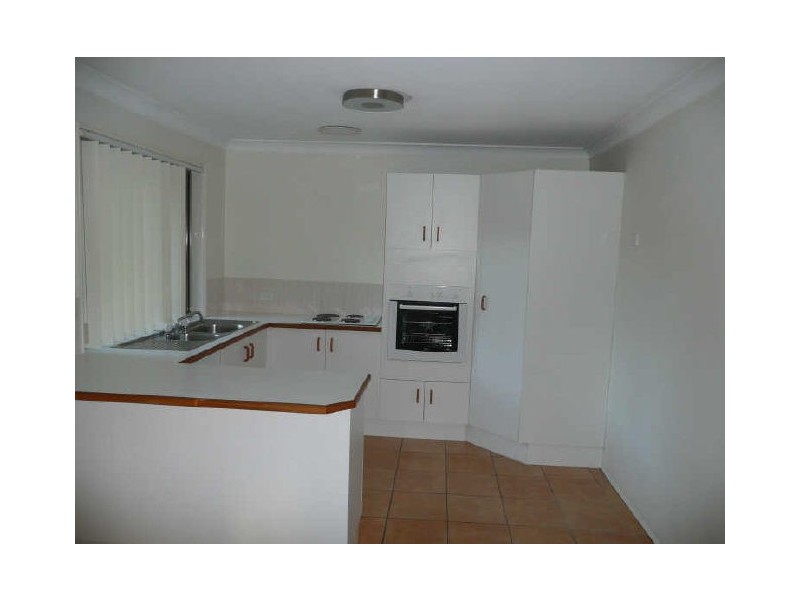 29 Seafoam Close, Varsity Lakes QLD 4227